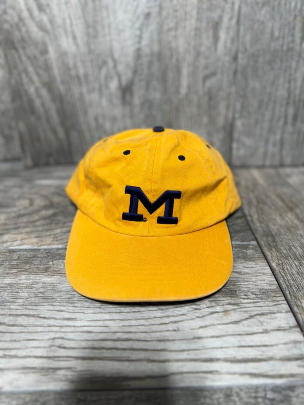 University Of Michigan Wolverines Fitted Hat Baseball Cap Hat Size 7 NCAA - Picture 2 of 6